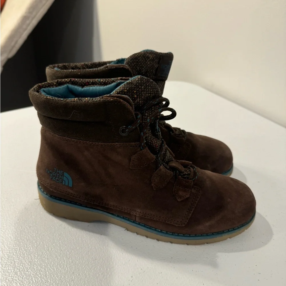 The North Face Ballard Roll Down SE Snow Boots size 7